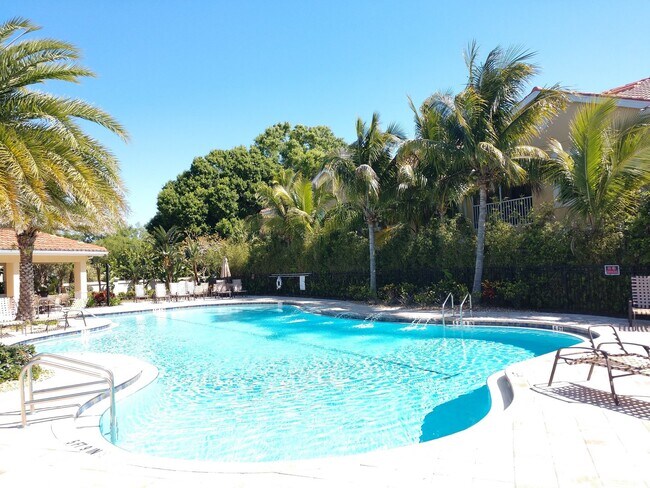 Building Photo - Impressive Annual Unfurnished Condo with C...