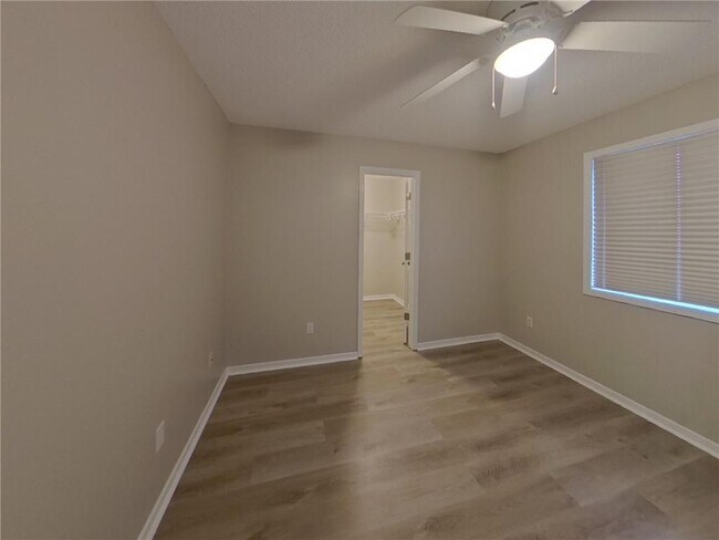Building Photo - 8970 Windsor Cir