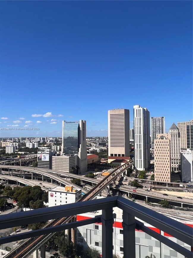 Building Photo - 90 SW 3rd St