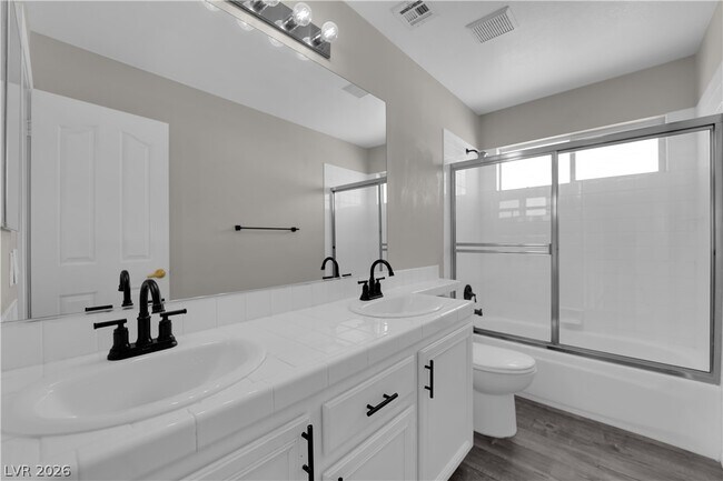 Building Photo - 3733 Horseshoe Mesa St