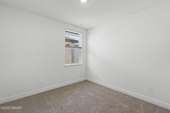 Building Photo - 105 Pitching Wedge Dr