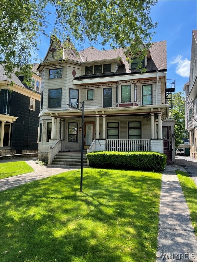 Building Photo - 382 Elmwood Ave