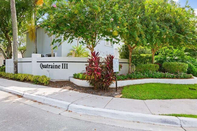 Building Photo - 9953 NW 9th Ct