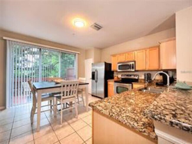 Building Photo - 3133 Bayshore Oaks Dr