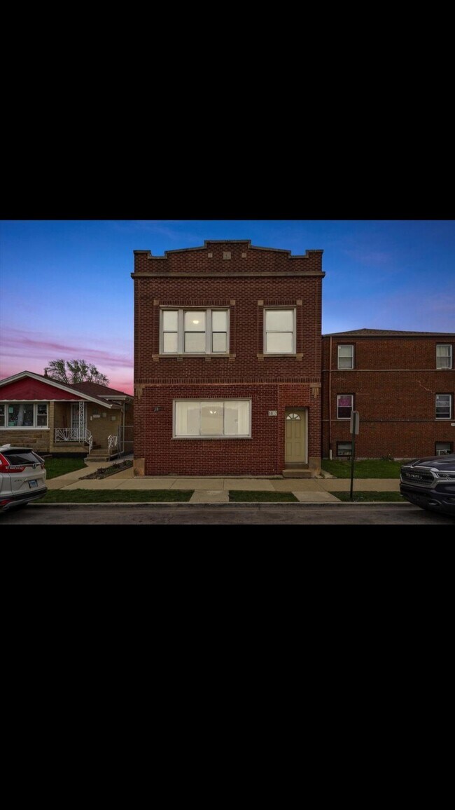 Primary Photo - 5817 W 16th St