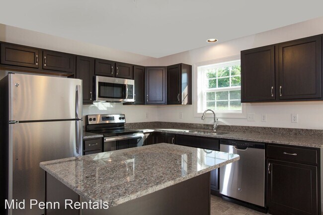 Building Photo - 3 br, 2.5 bath House - 2326 Bartlett Road 23C