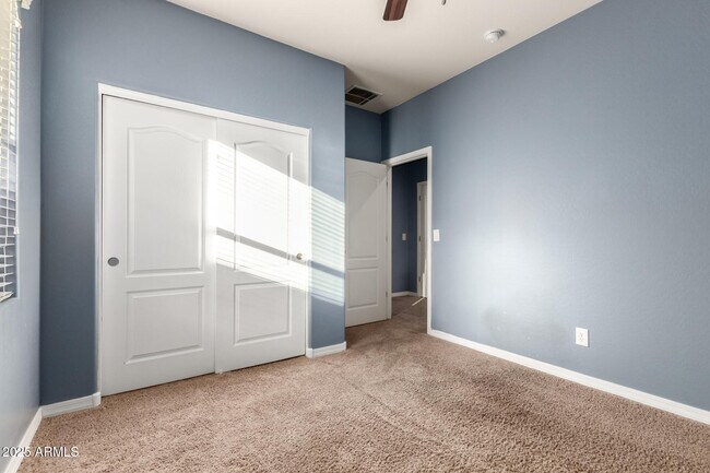 Building Photo - 10484 E Verbina Ln