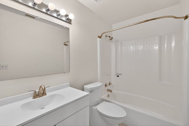 Building Photo - 12520 Orangewood Ct