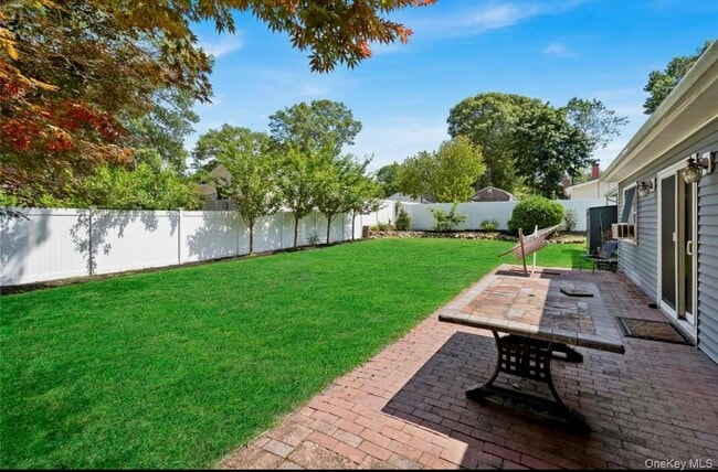 Building Photo - 61 Brookhaven Dr