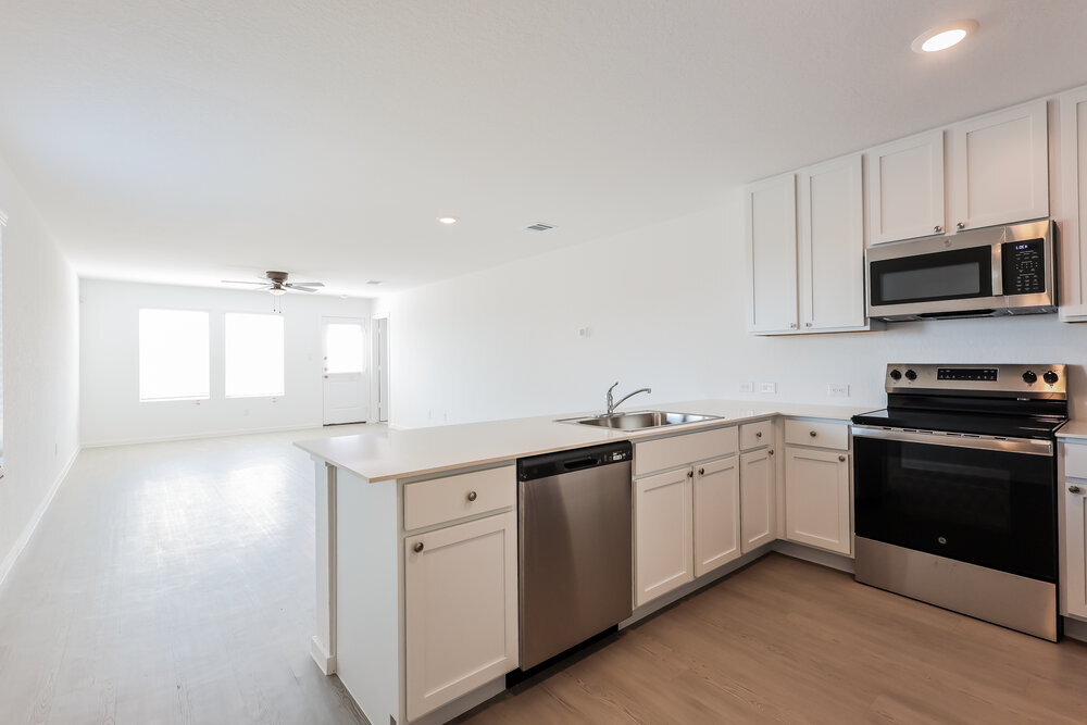 Building Photo - 533 Chevre Rd