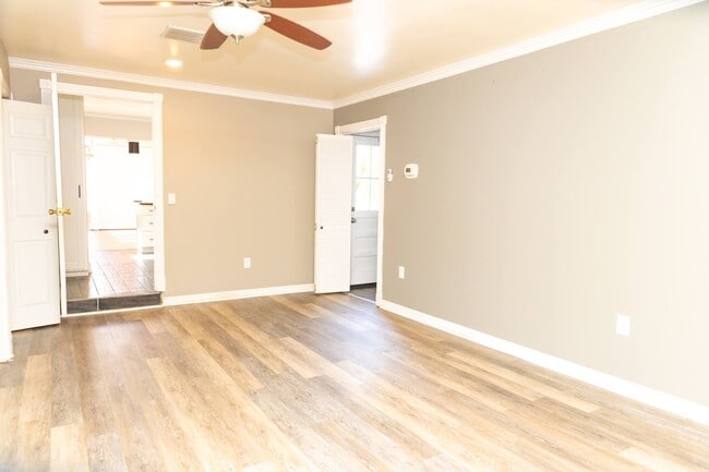 Building Photo - PEACEFUL LIVING.....SECLUSION