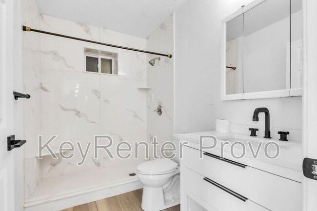 Building Photo - 1559 Oak Cliff Dr