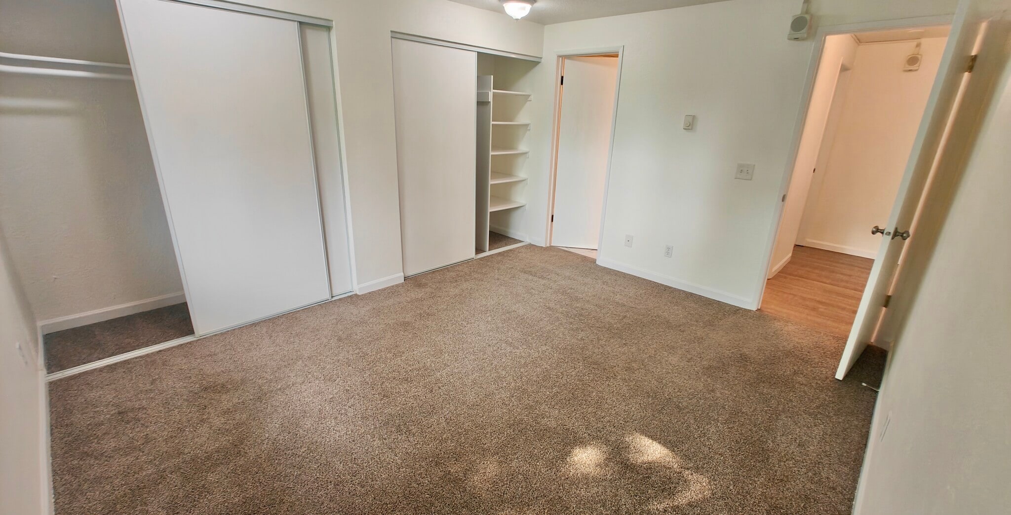Building Photo - 9494 Redmond Woodinville Rd NE