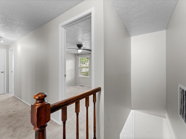 Building Photo - 3513 Castlebury Dr