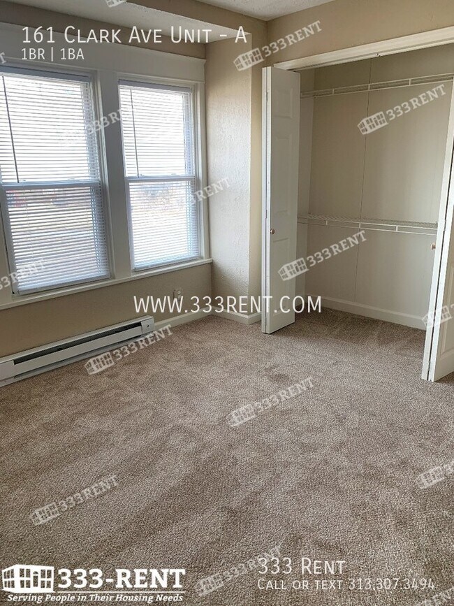 Building Photo - You'll love the coziness of your apartment!