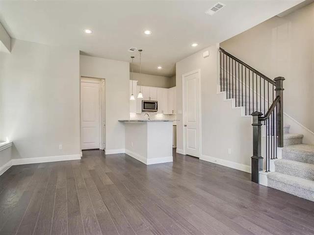 Building Photo - 4201 Kearsage Dr
