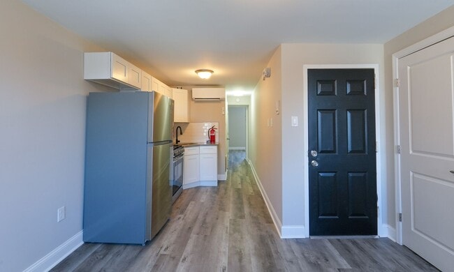 Building Photo - 1335 S 8th St