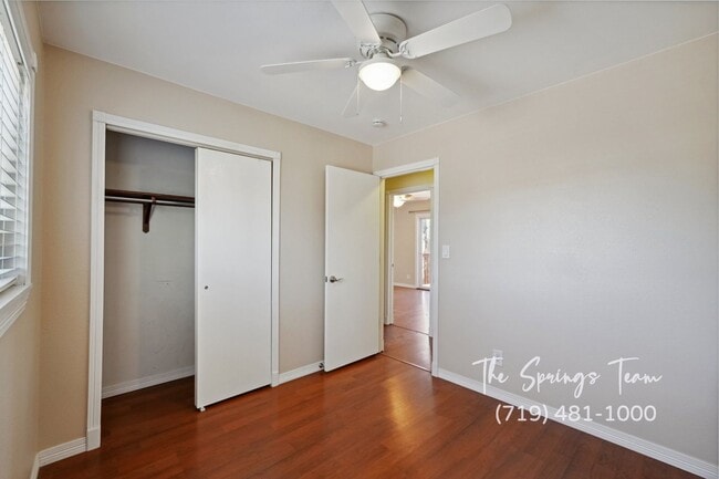 Building Photo - 874 Hoosier Dr