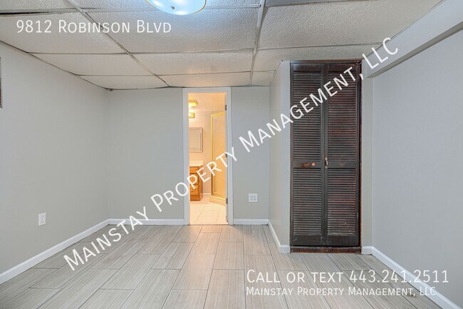 Building Photo - 9812 Robinson Blvd