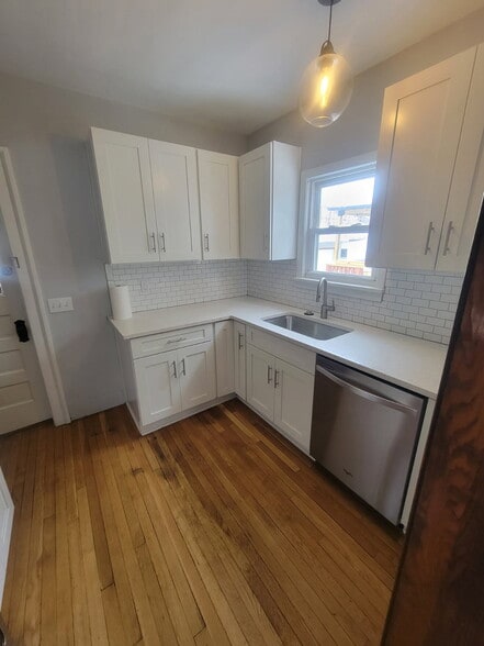 Building Photo - 1274 Jackson Ave