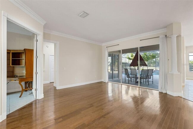 Building Photo - 11011 Hyacinth Pl