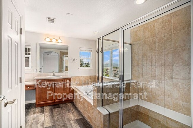 Building Photo - 5027 Gould Cir