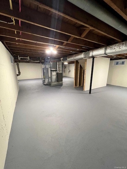 Building Photo - 5 Birch Ct