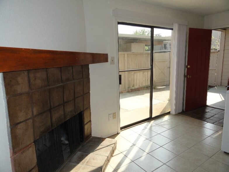 Building Photo - 9522 Pagewood Ln