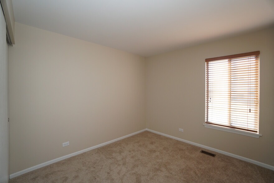 Bedroom 3 - 86 Bradford Ln