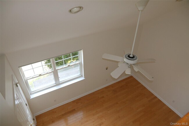 Building Photo - 140 Winding Ridge Rd
