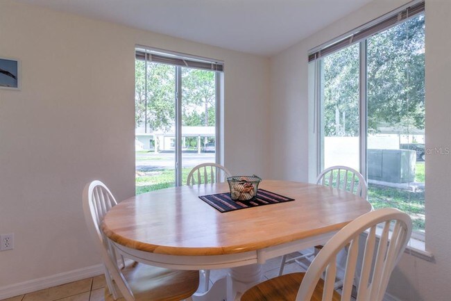 Building Photo - 8151 Memory Ln