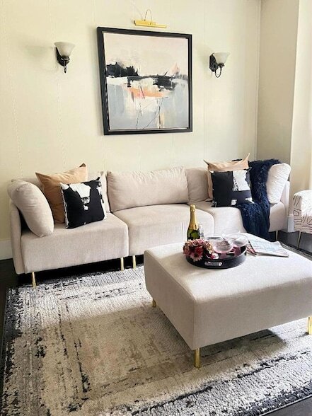 Building Photo - 469 Ogden St