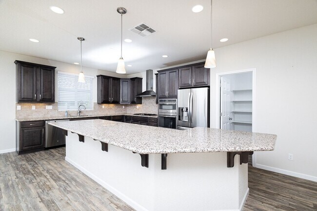 Building Photo - Spacious Home Located In Kavala Ranch