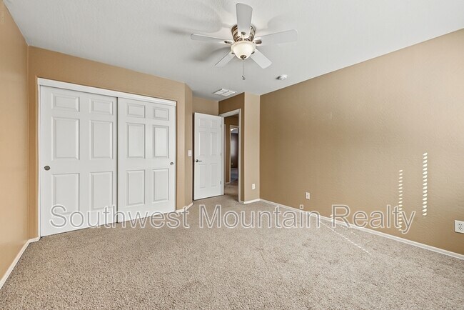 Building Photo - 2346 N Monticello Dr