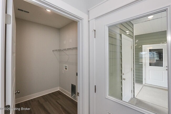 Building Photo - 1182 Park-Land Trl