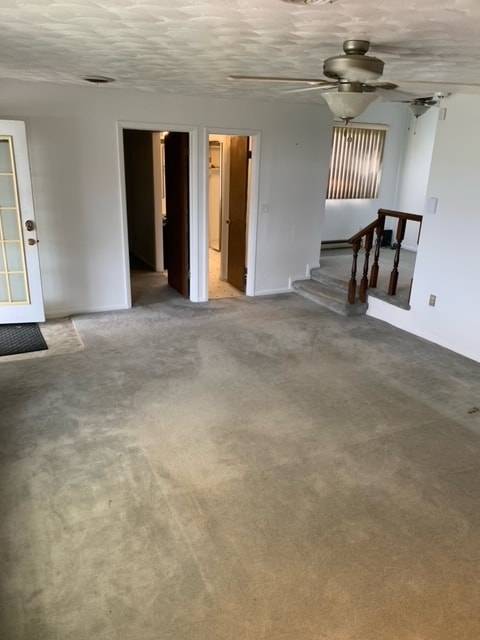 Building Photo - 509 E Riverview Ave