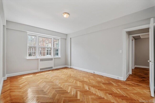 Building Photo - 45 Popham Rd