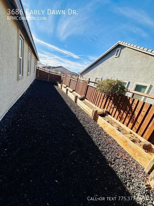 Building Photo - 3686 Early Dawn Dr