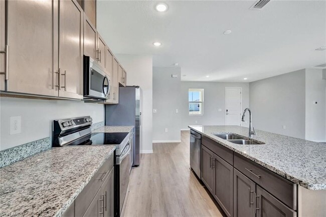 Building Photo - 1310 NW Juanita Pl