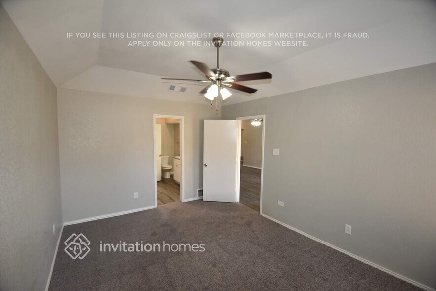 Building Photo - 2072 Bronco Ln