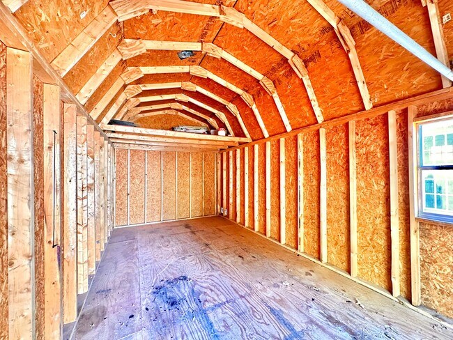 Building Photo - Hyde Park 3x2 House