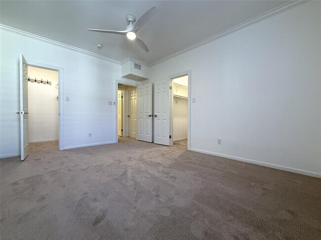 Building Photo - 2700 Revere St
