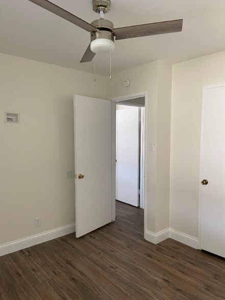 Building Photo - 541 Sherwood Way