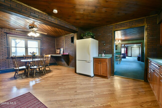 Building Photo - 467 Co Rd 75