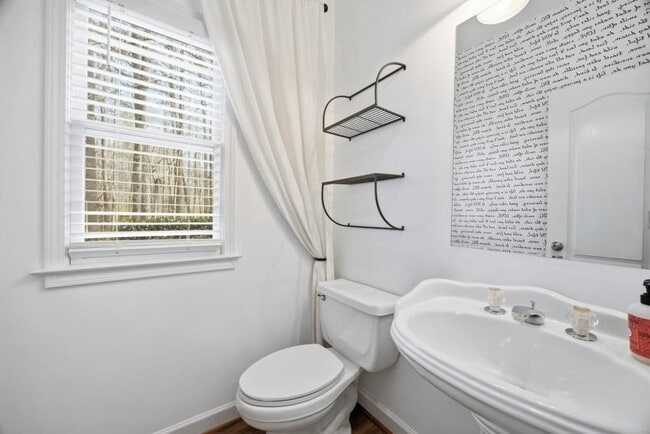 Building Photo - 1287 Harris Commons Pl