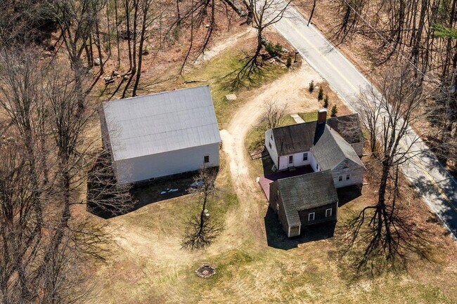 Building Photo - 5 McDaniel Rd