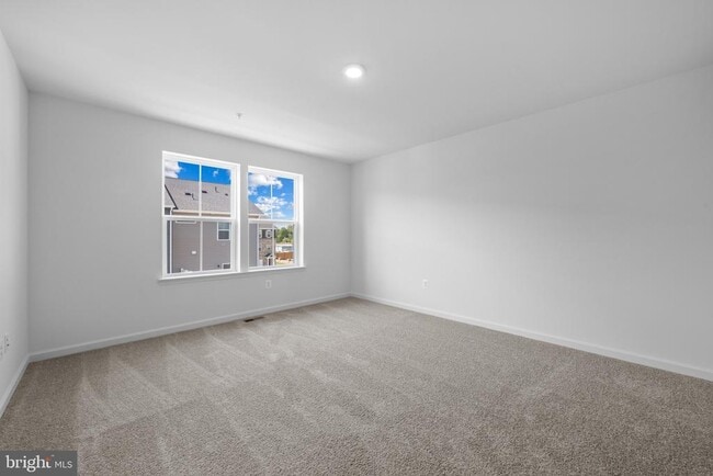 Building Photo - 8263 Longford Rd