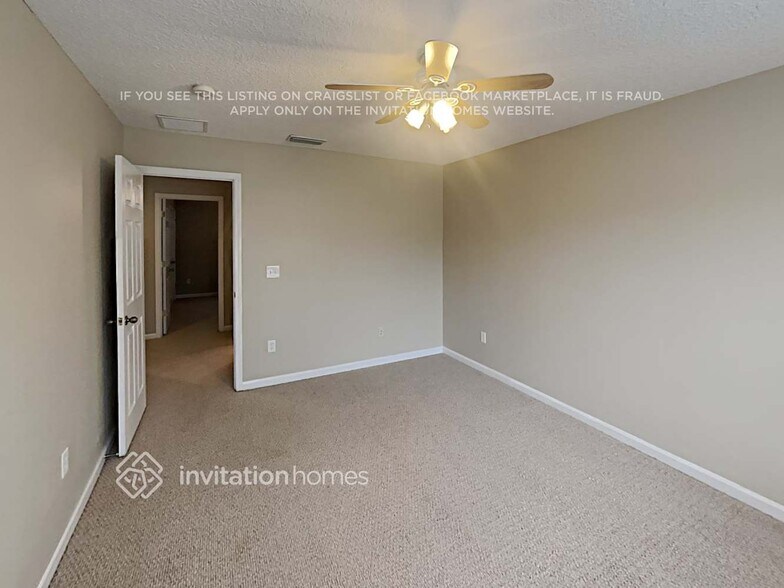 Building Photo - 14022 Summer Breeze Dr