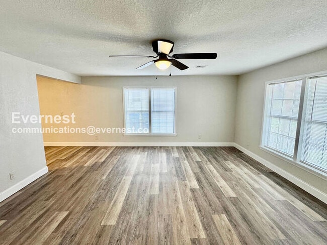 Building Photo - 813 J St NW