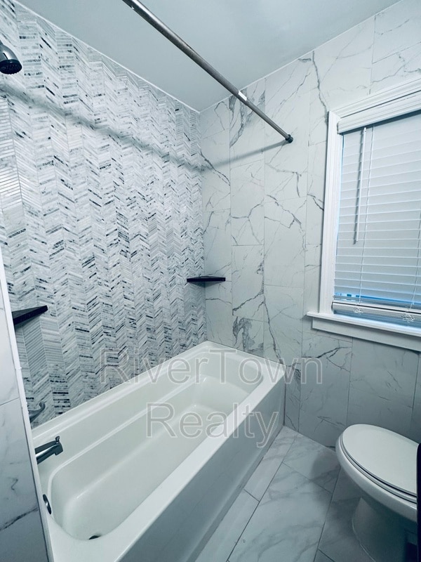 Building Photo - 3205 Choctaw Ave